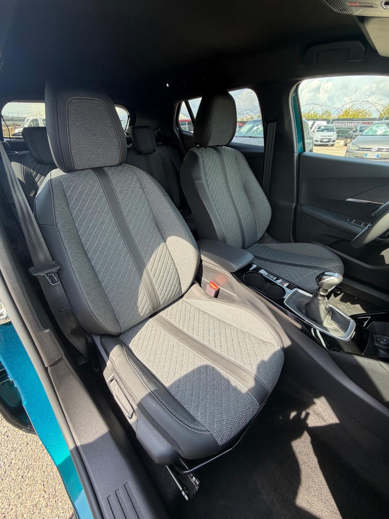 Peugeot 2008 PureTech 100 S&S Allure