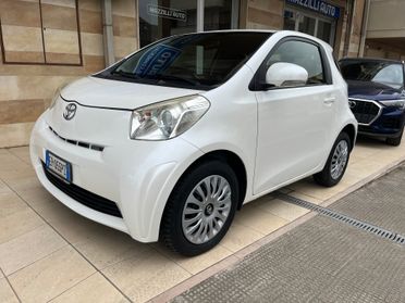 Toyota iQ 1.0 CVT 68cv Automatica