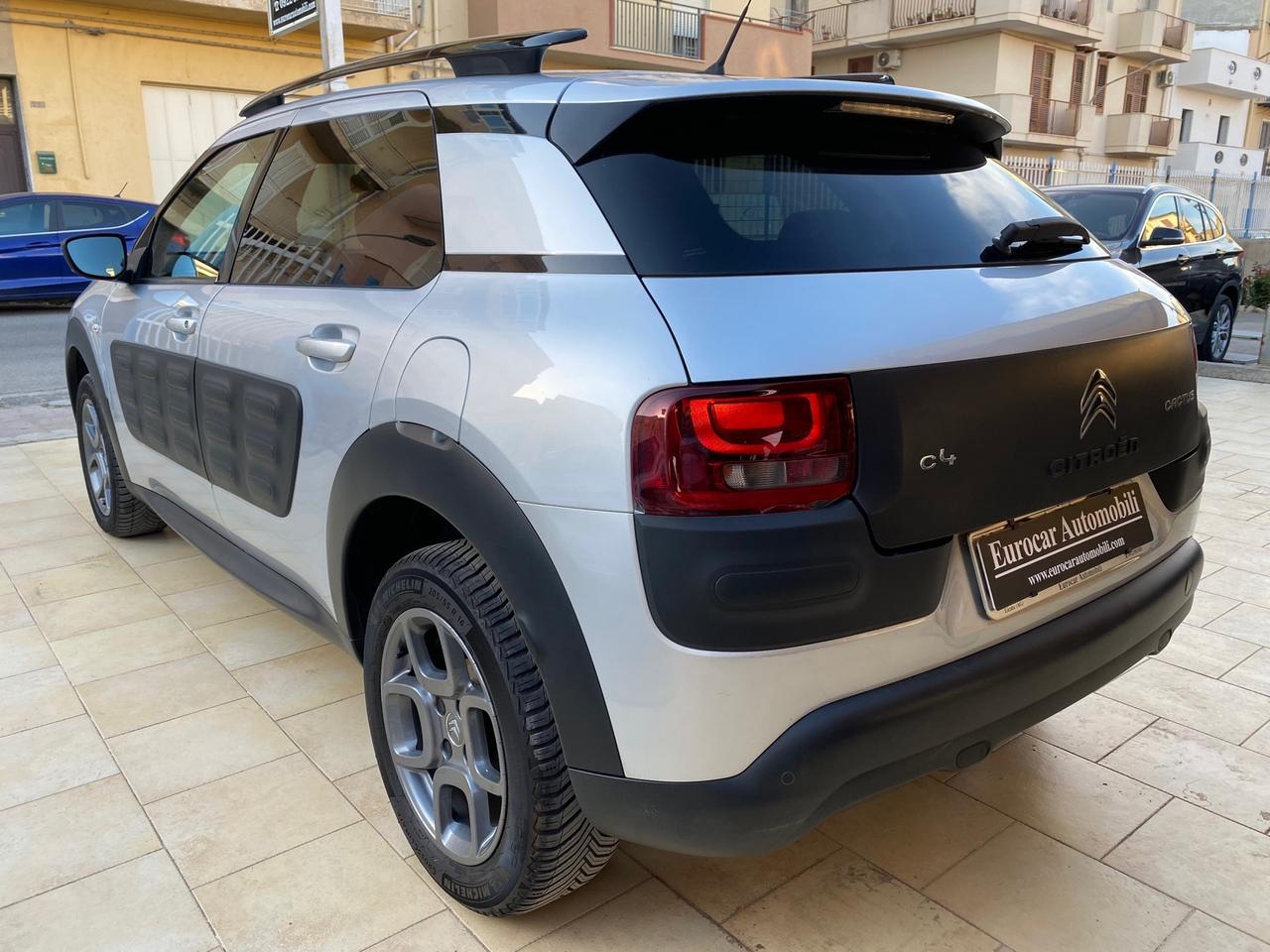 Citroen C4 Cactus BlueHDi 100 Shine