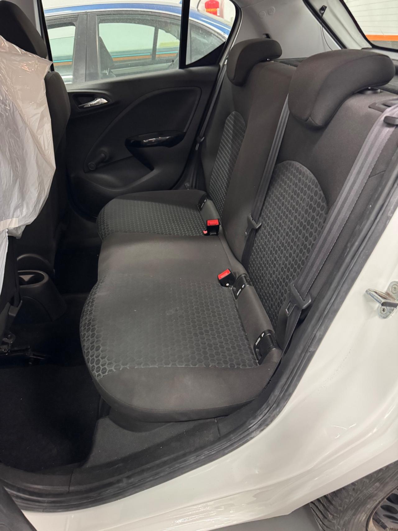 Opel Corsa 1.2 5 porte