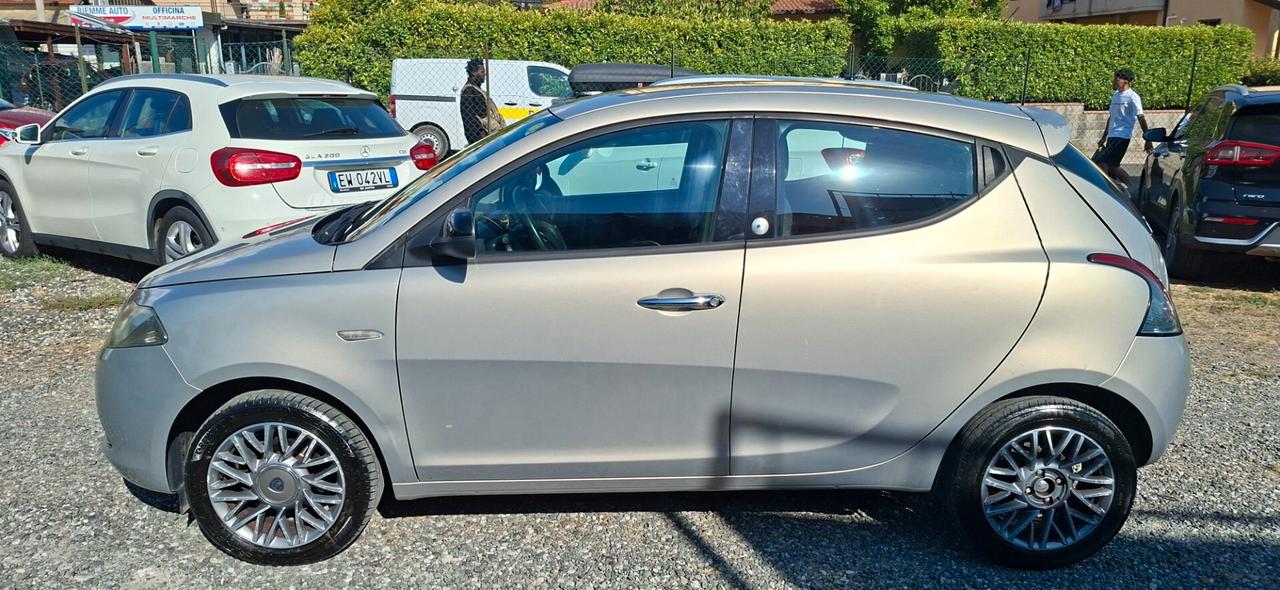 Lancia Ypsilon 1.2 69 CV 5 porte GPL Ecochic Gold