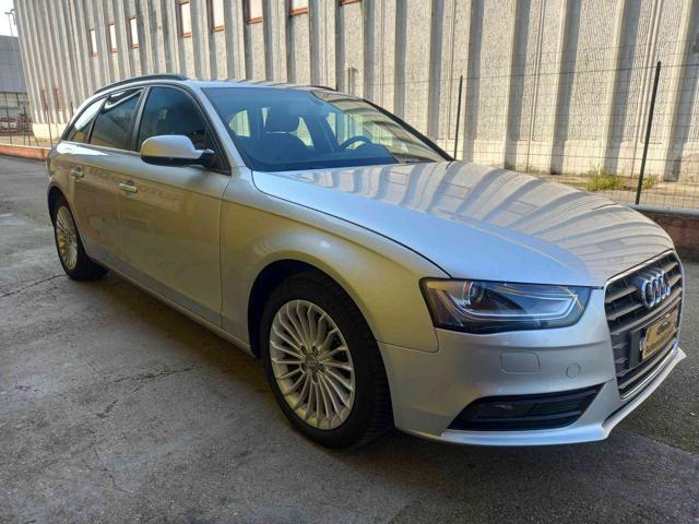 AUDI A4 B8 AVANT 2,0 143 CV MULTITRONIC NEOPATENTATI