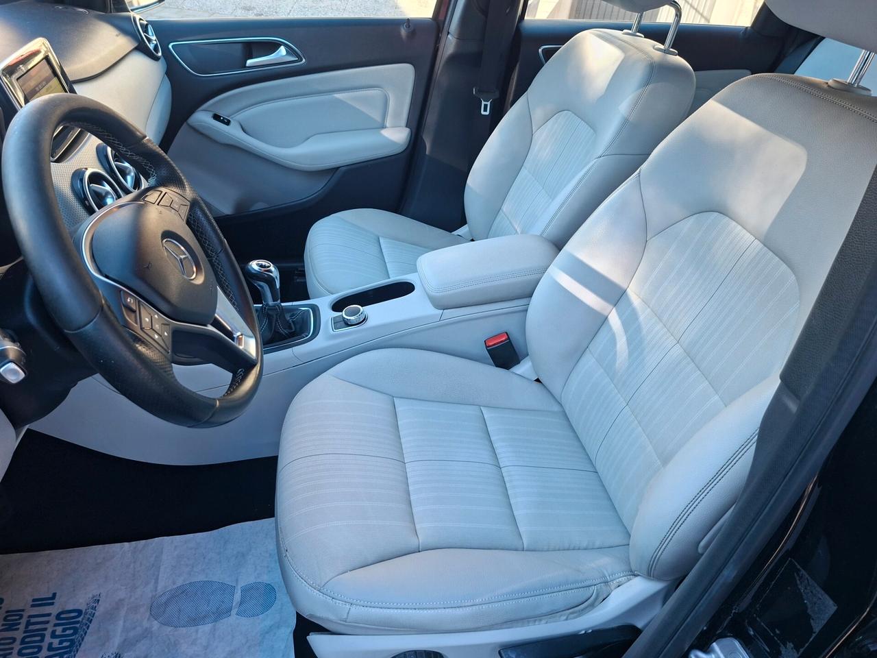 Mercedes-benz B 180 CDI BlueEFFICIENCY Premium