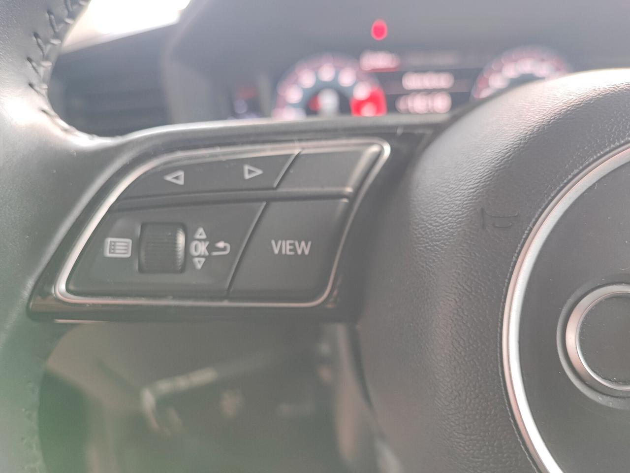 Audi A1 SPB 30 TFSI S tronic line edition