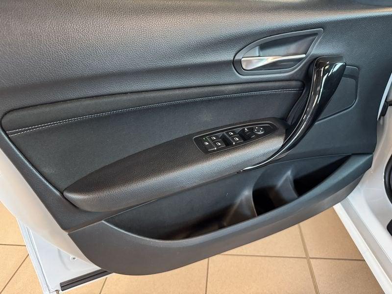 BMW Serie 1 118d 5p. Sport