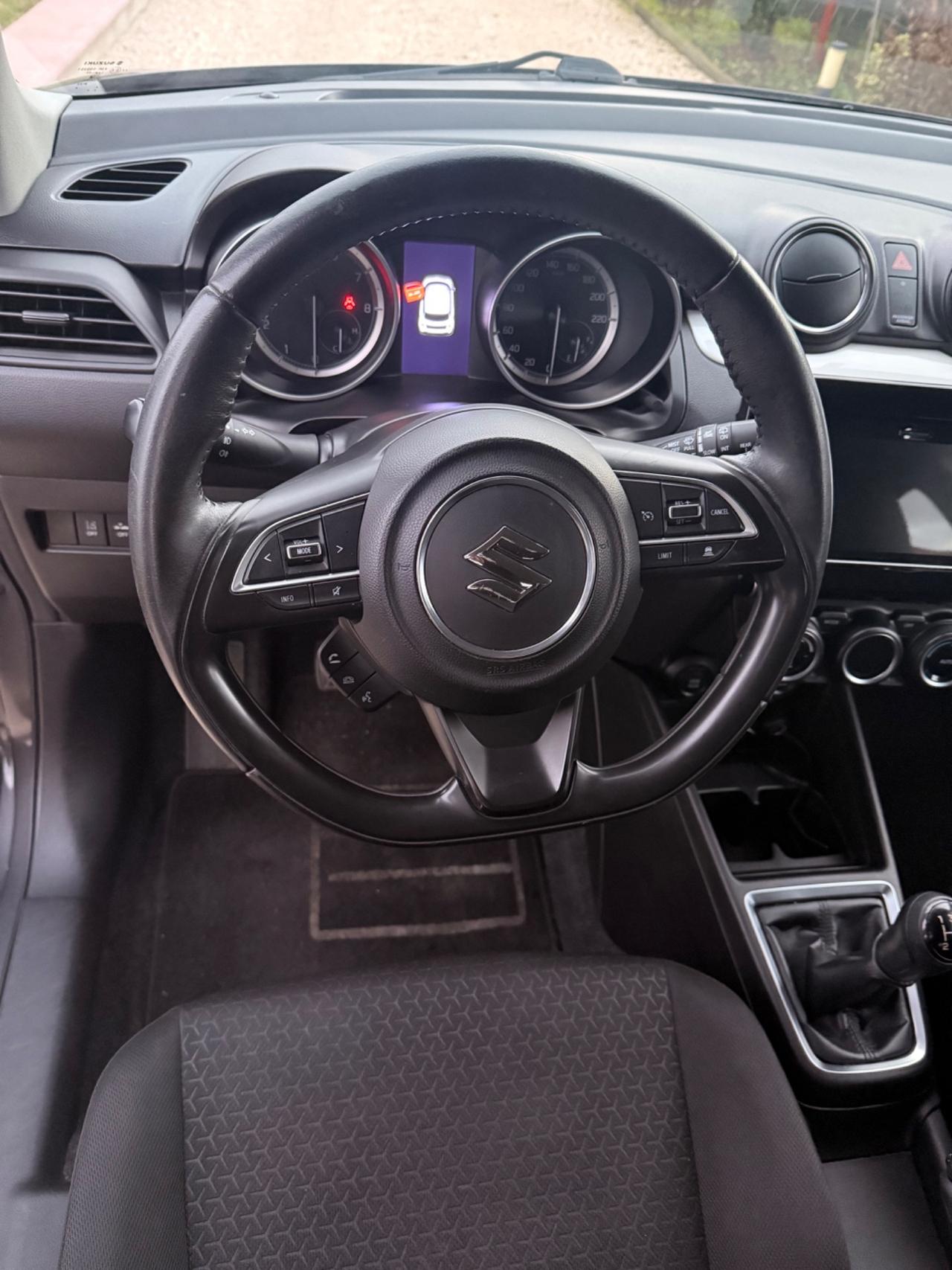 Suzuki Swift 1.2 Hybrid Top