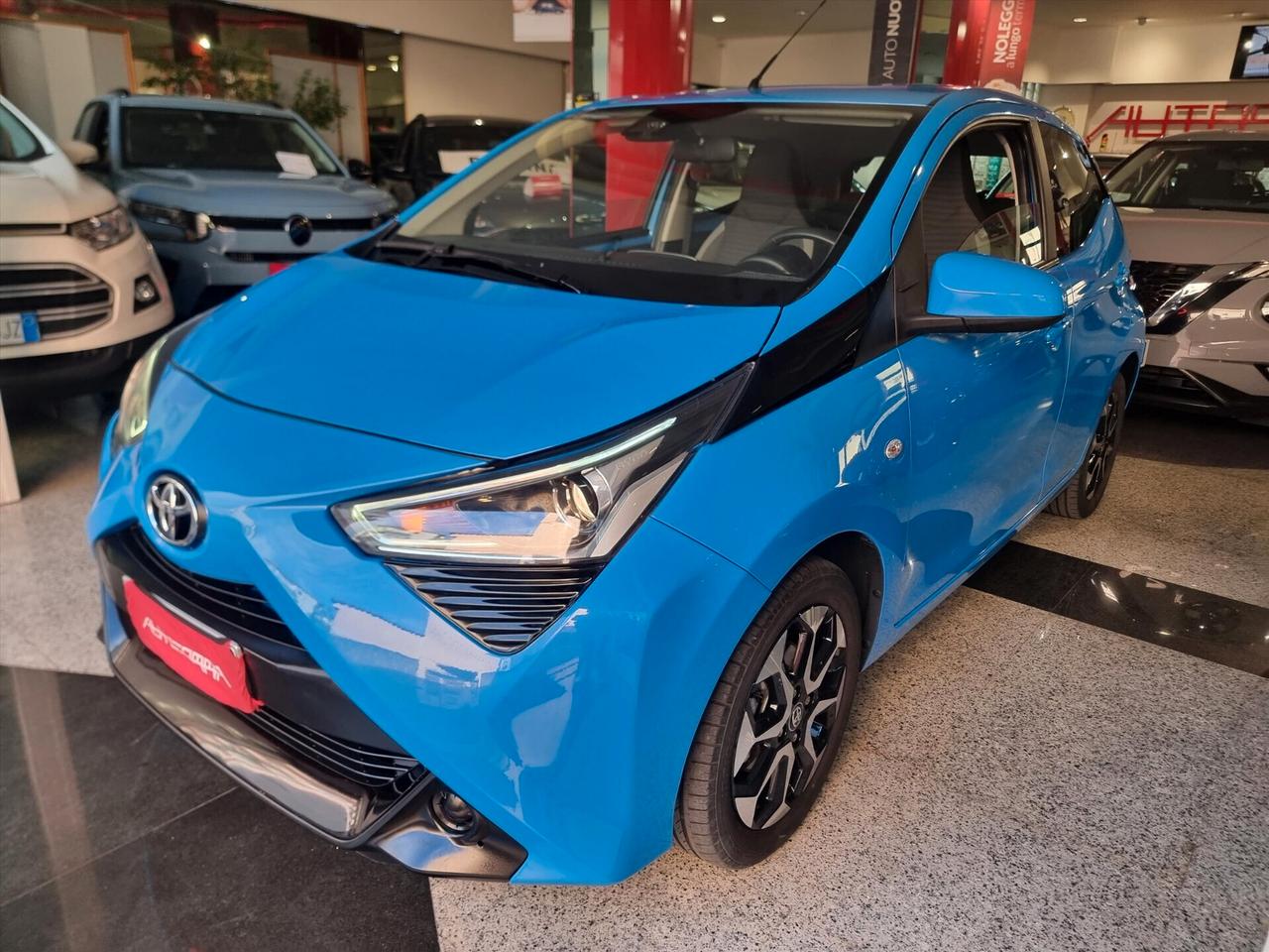 Toyota Aygo Connect 1.0 VVT-i 72 CV 5 porte x-fun MMT AUTOMATICA