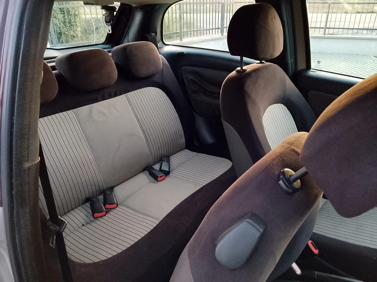 Lancia Ypsilon 1.2-GPL-NEOPAT-2008