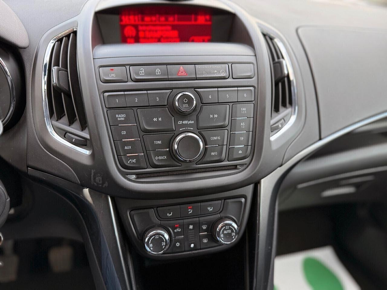 Opel Zafira Tourer 7 posti 1.4 GPL 140CV Cosmo - 2016