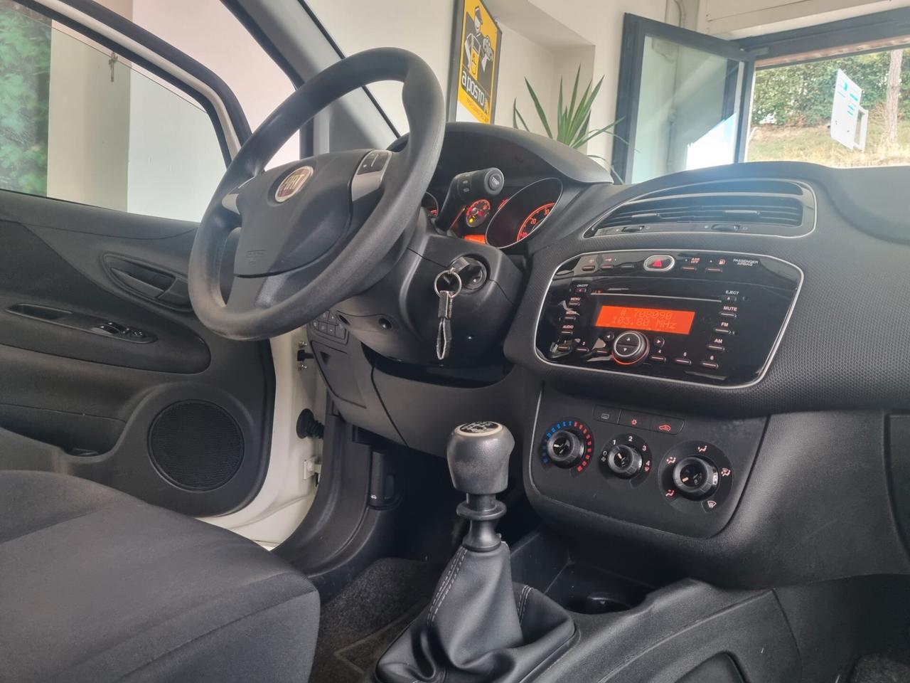 Fiat Punto 1.4 8V 5 porte Natural Power Street