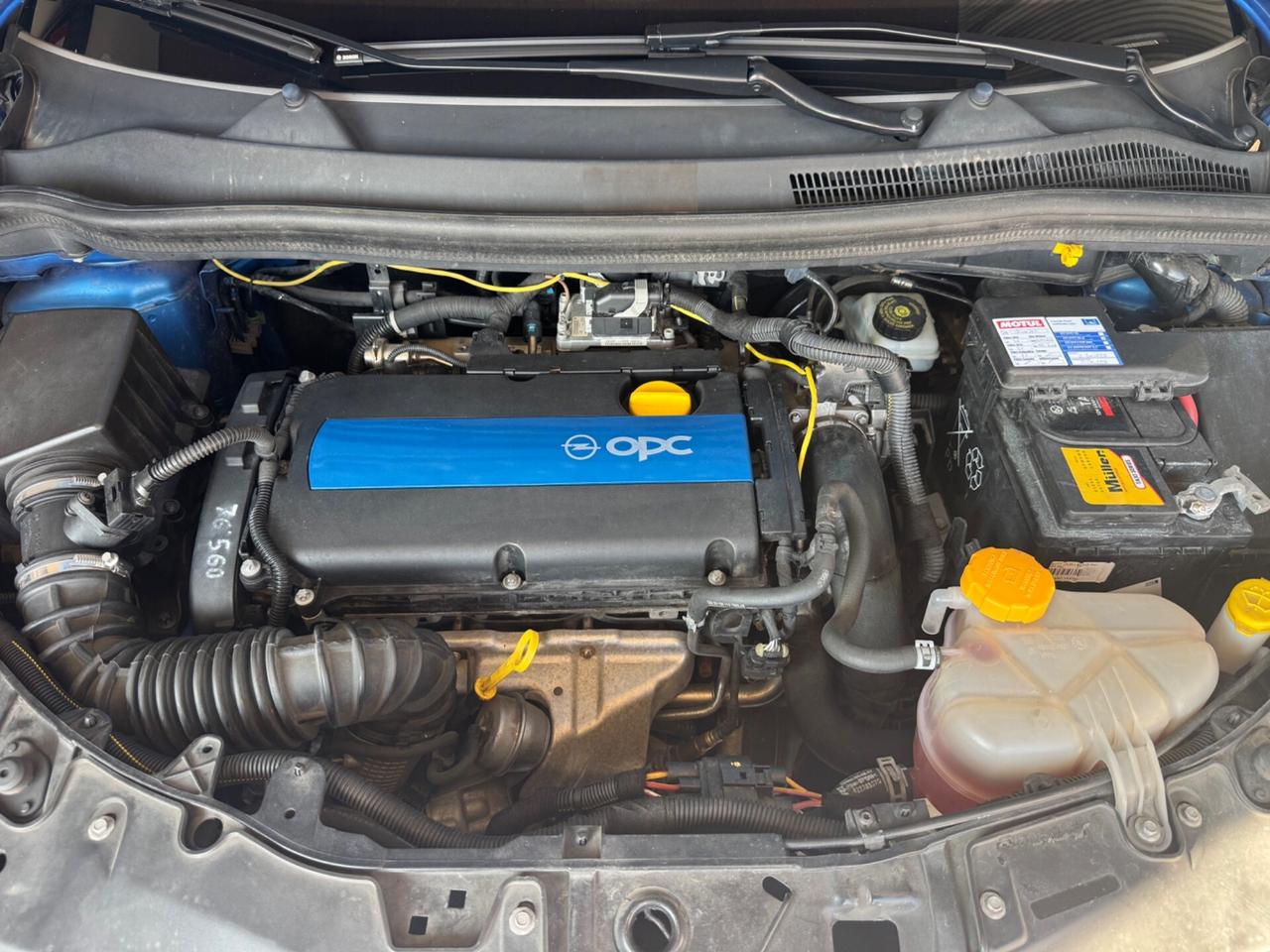 Opel Corsa 1.6 T 192CV 3 porte OPC