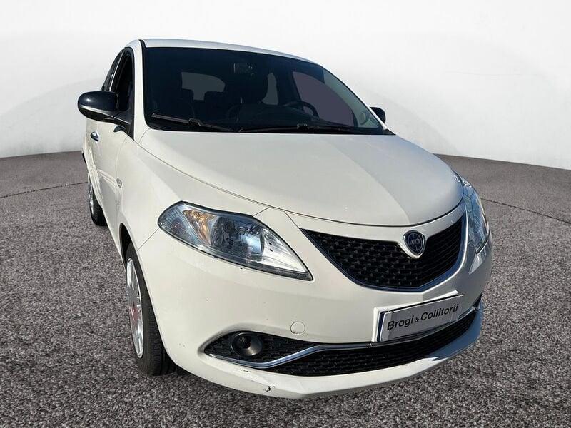 Lancia Ypsilon 1.2 Silver 69cv