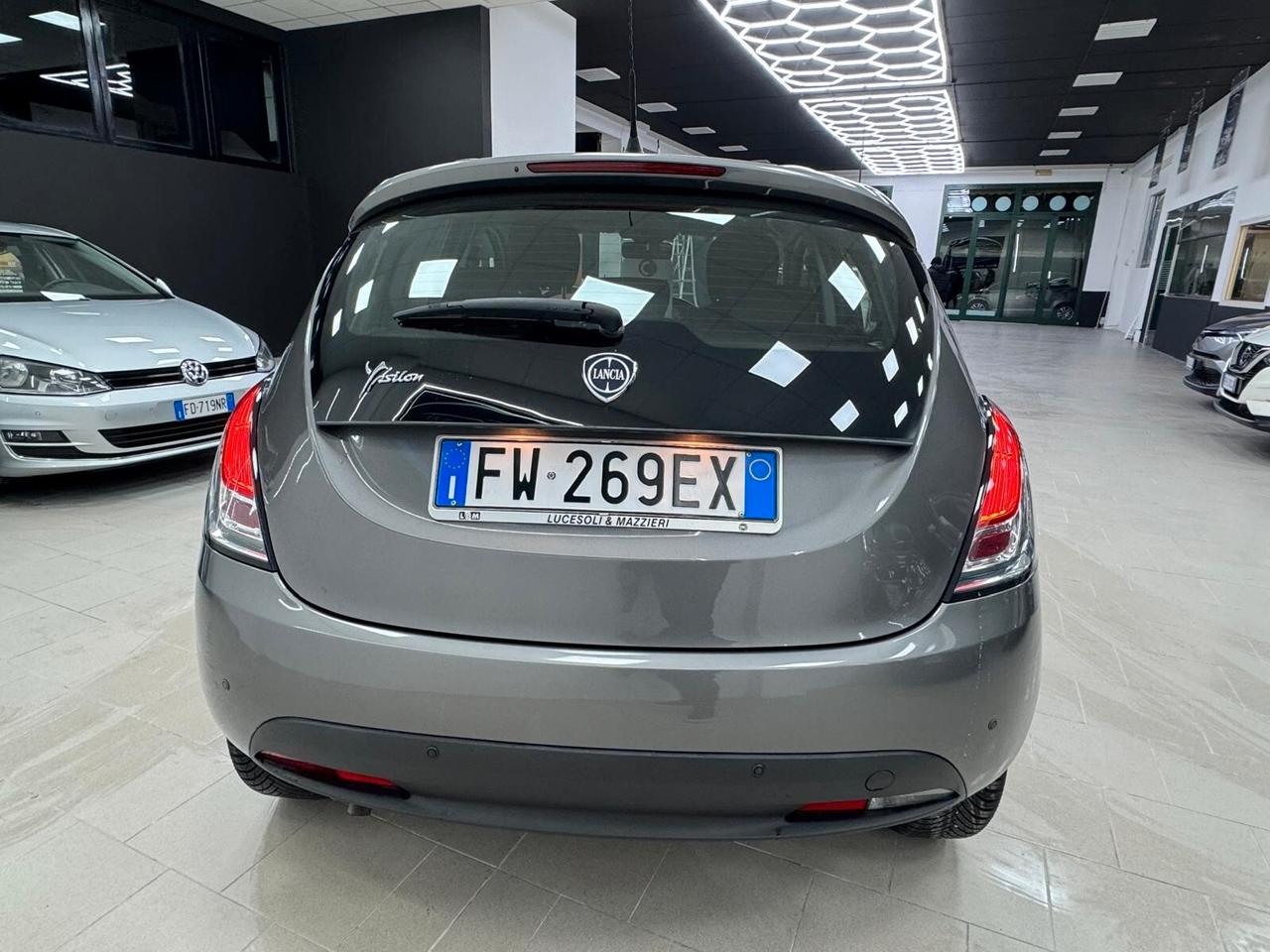 Lancia Ypsilon 1.2 69 CV 5 porte S&S Platinum