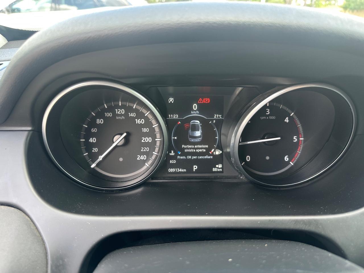 Land Rover Discovery Sport 2.0 eD4 150 CV 2WD Pure