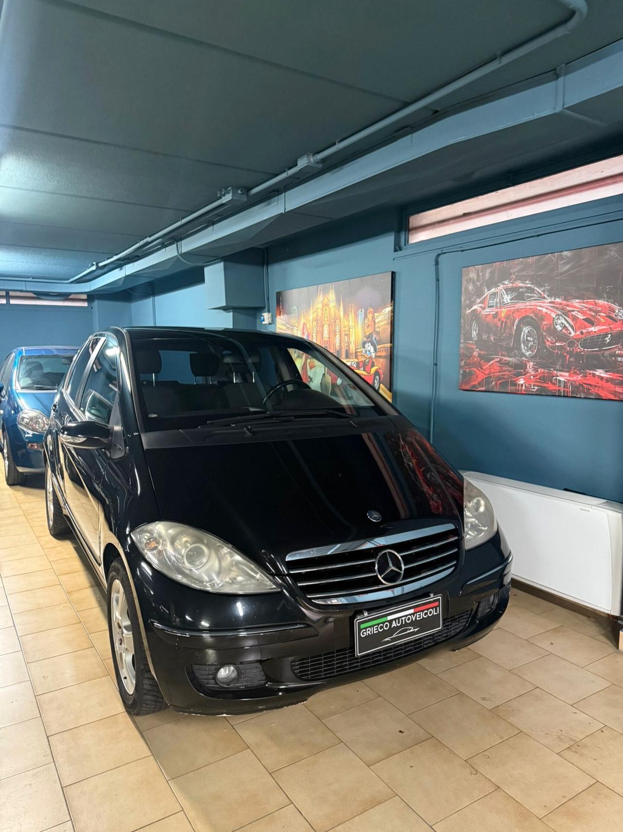 A200 136CV ENTRA OVUNQUE DENTRO MILANO!