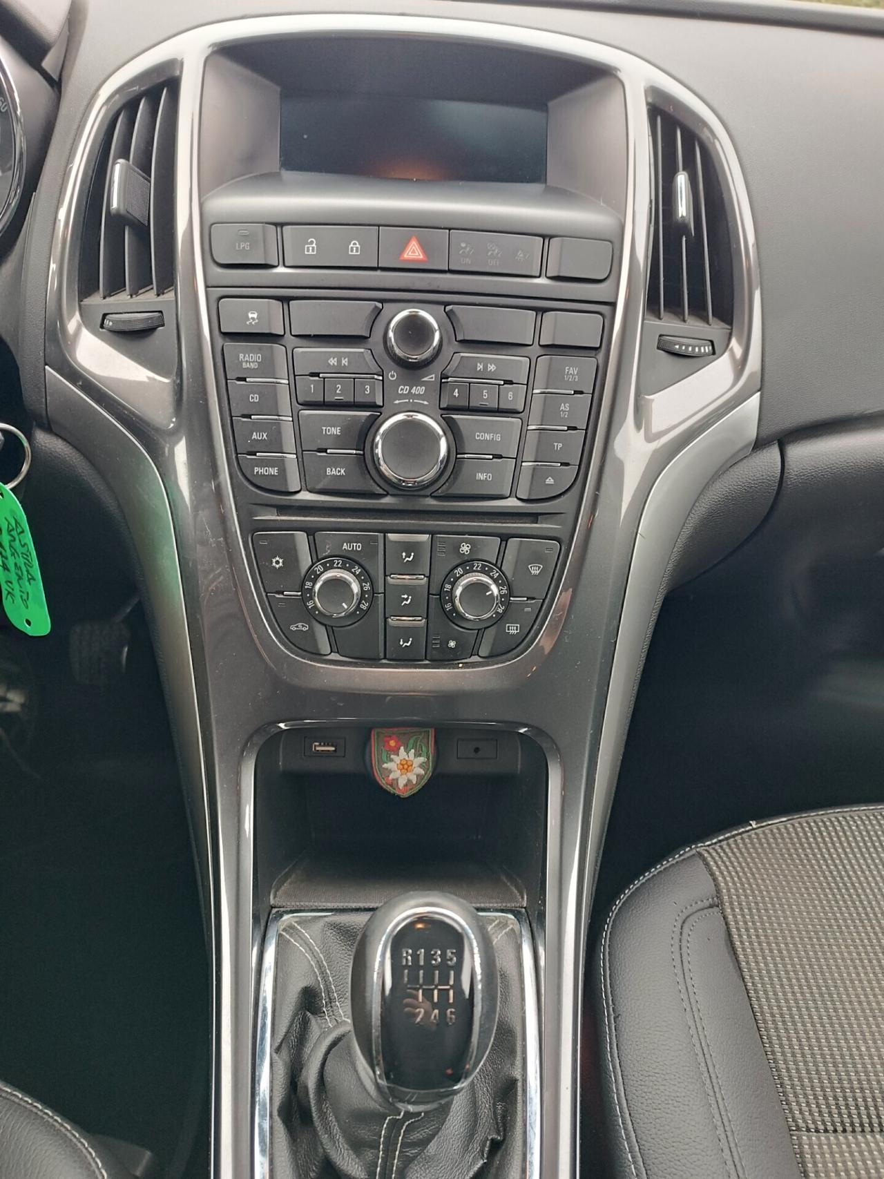 Opel Astra 1.4 GPL garanzia