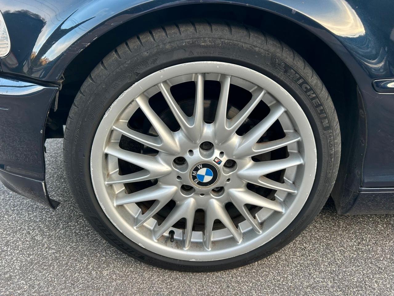 Bmw 320 320i (2.2) cat 4 porte Attiva