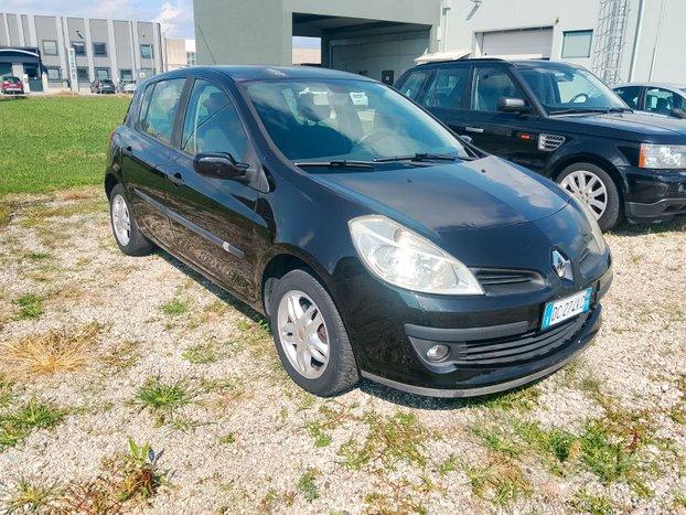 Renault Clio - ideale per neopatentati