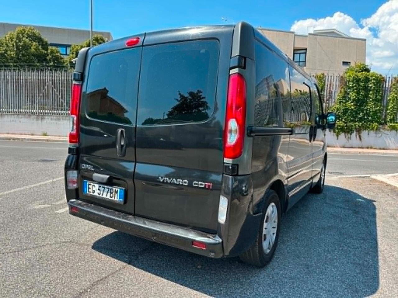 Opel Vivaro 27 2.0 CDTI 120CV PC-TN Combi 9 posti
