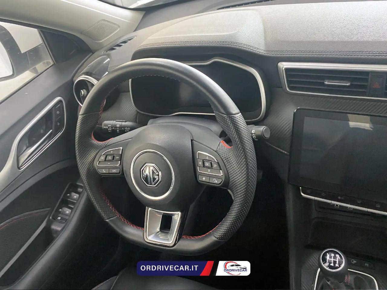 Mg ZS 1.5 Luxury