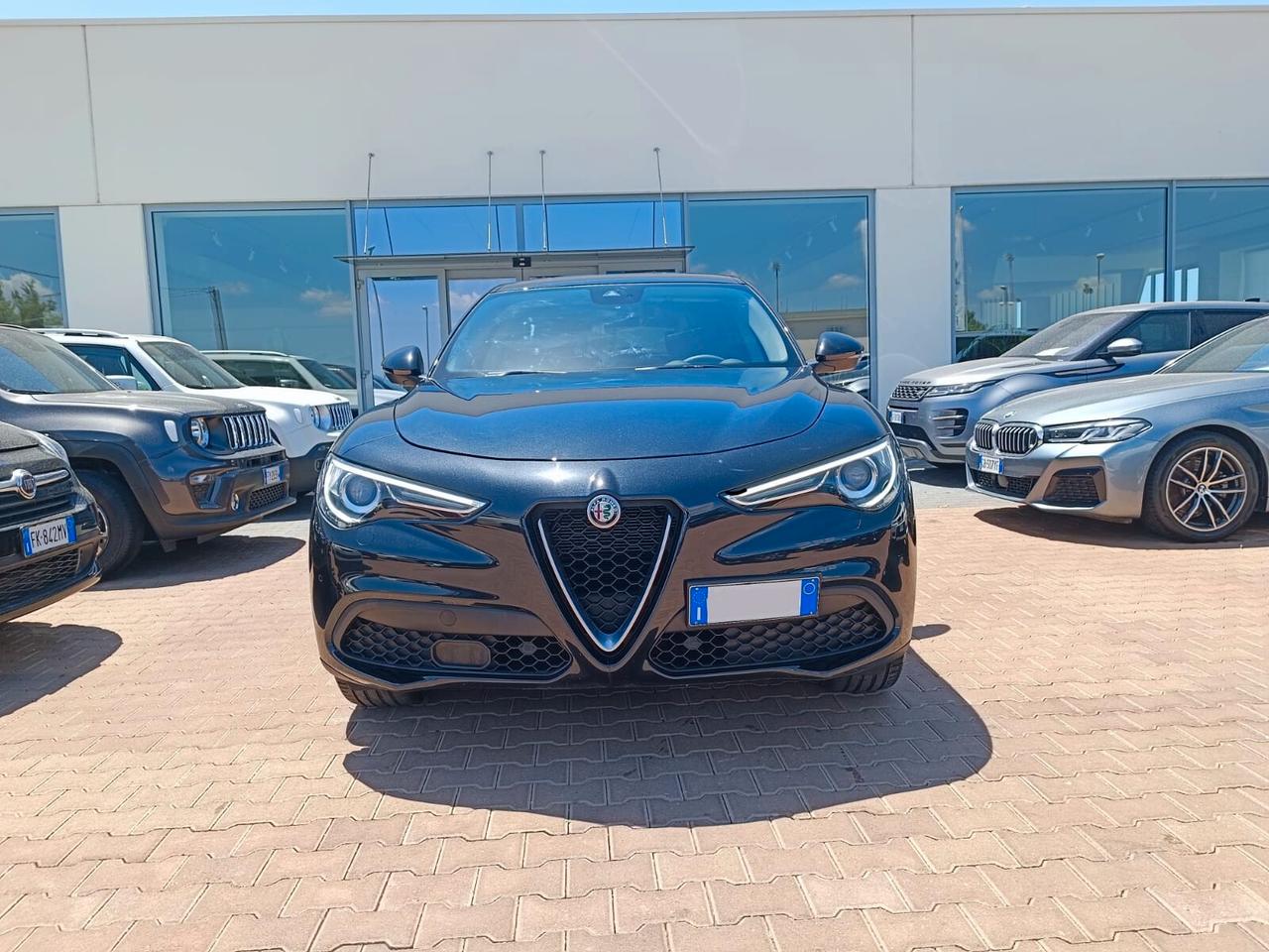 Alfa Romeo Stelvio 2.2 Turbodiesel 160 CV AT8 RWD Sport-Tech