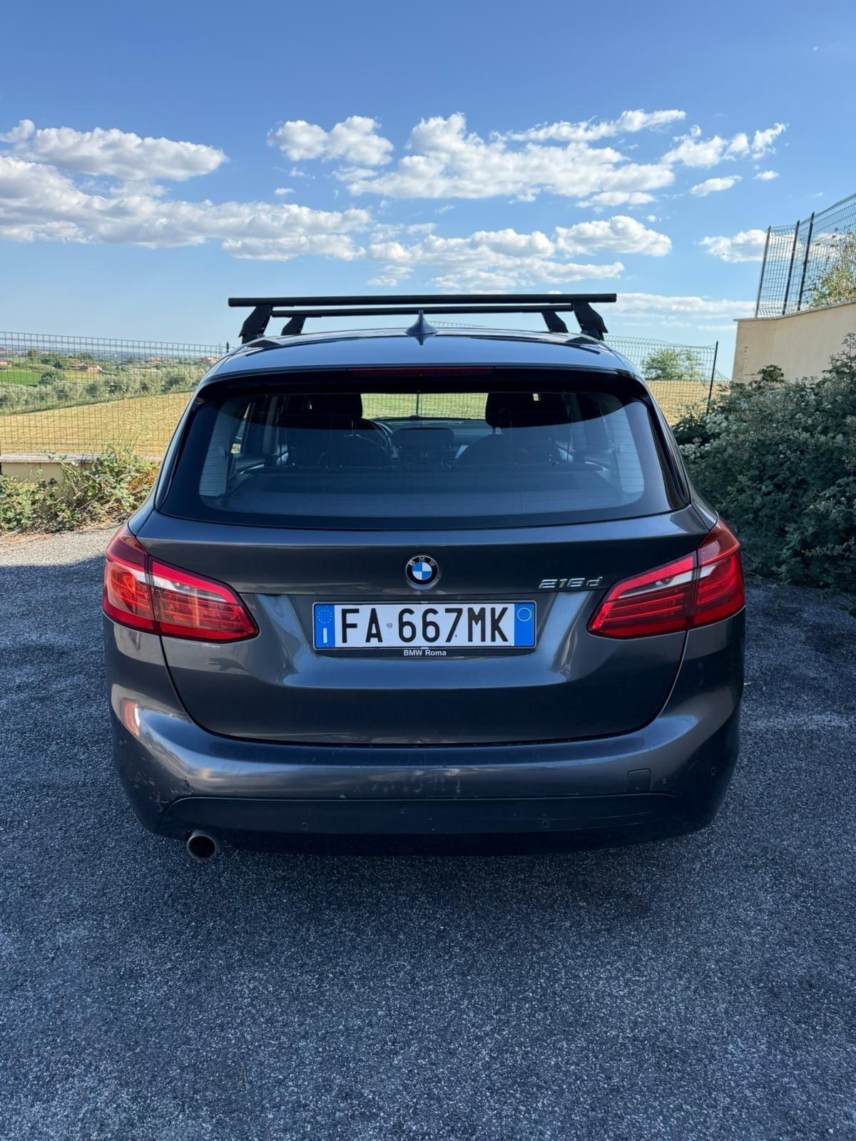Bmw 118 120d 5p. Advantage