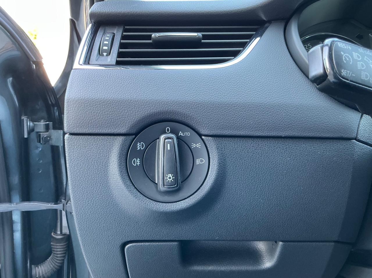 Skoda Octavia 1.6 Diesel Automatica Neopatentati