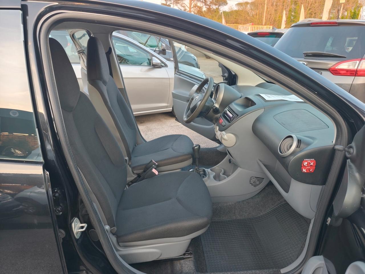 Toyota Aygo 1.0 BENZINA FULL OPTIONAL