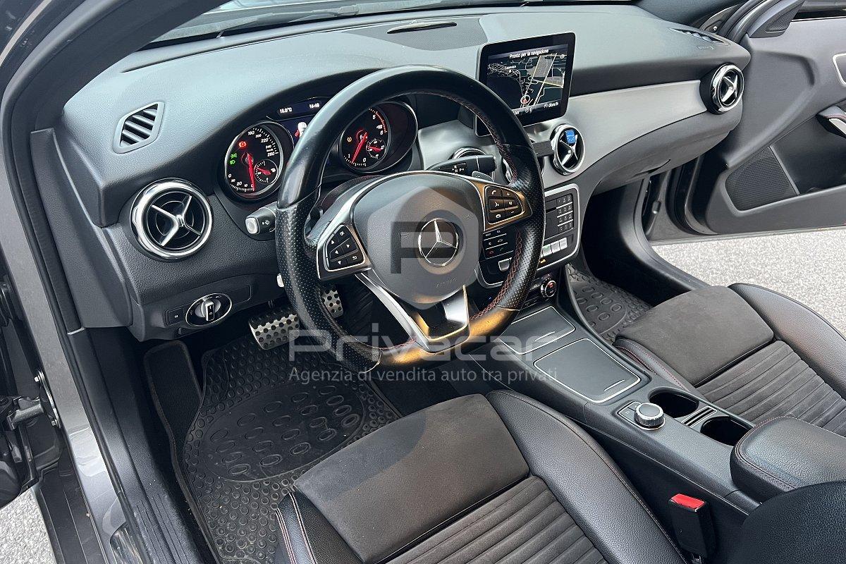 MERCEDES GLA 200 d Automatic Premium