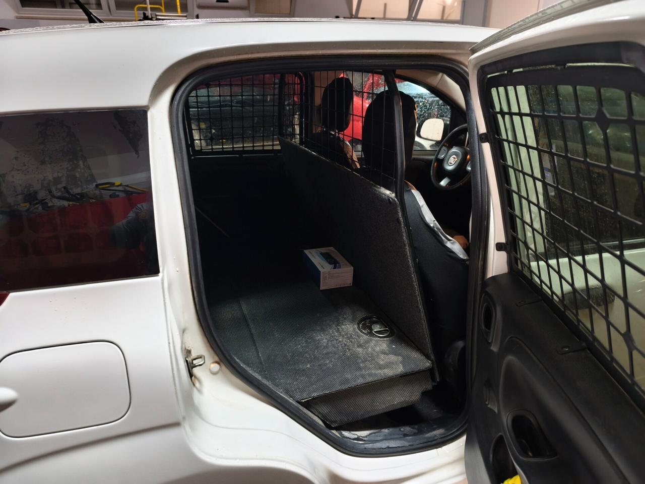 Fiat Panda 1.2 van 2 posti (Autocarro) 12 mesi di garanzia