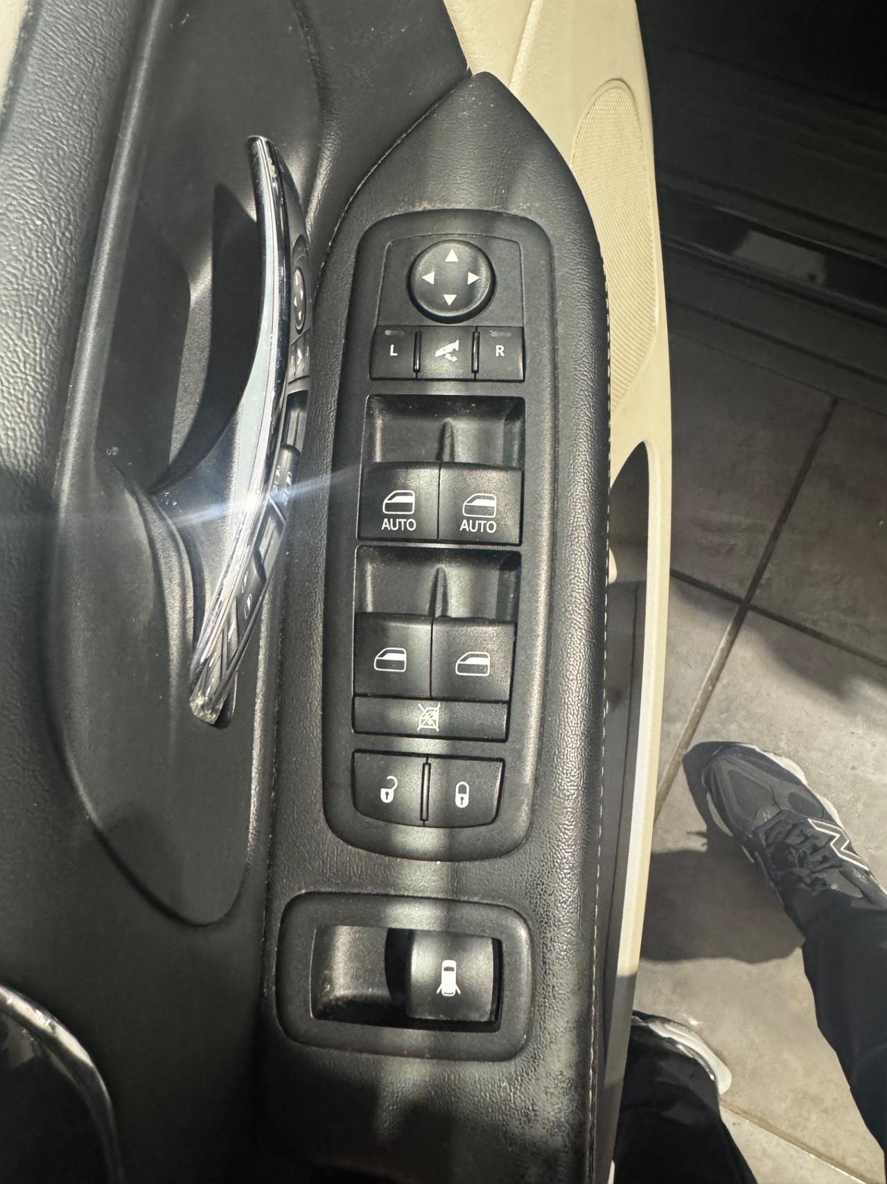 Lancia Voyager 2.8 Turbodiesel Gold 163 CV