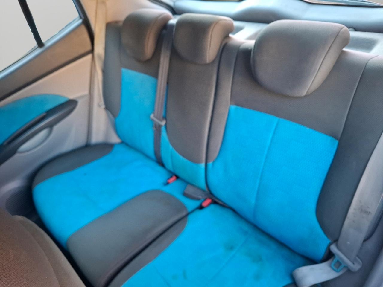 Kia Picanto 1.1 12V CRDi VGT Spicy