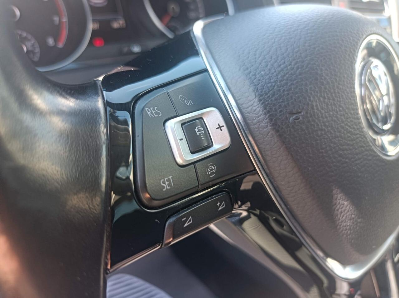 Volkswagen Golf 1.5 TGI DSG 5p. Executive BlueMotion Technology