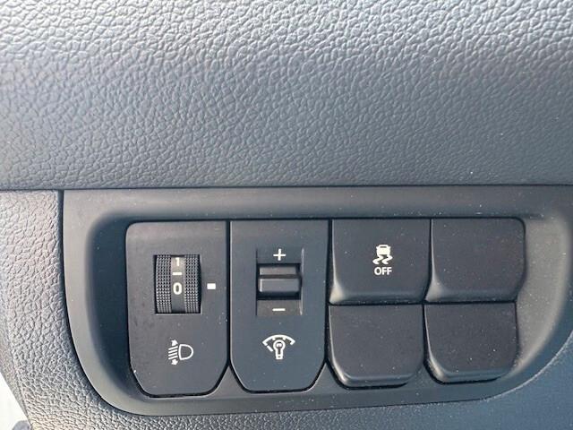 Kia Rio 1.1 CRDi 5p. Cool OK NEOPATENTATI !!