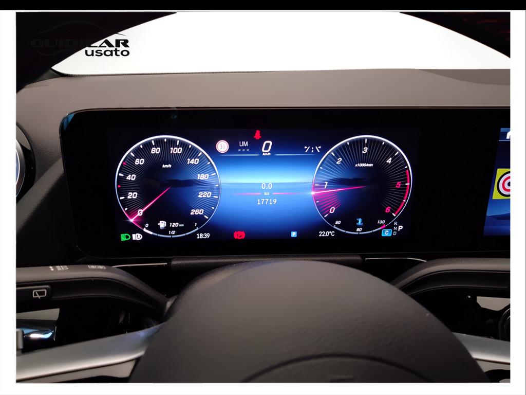 Mercedes-Benz Classe B - W247 2023 - B 180 d AMG Line Advanced Plus auto