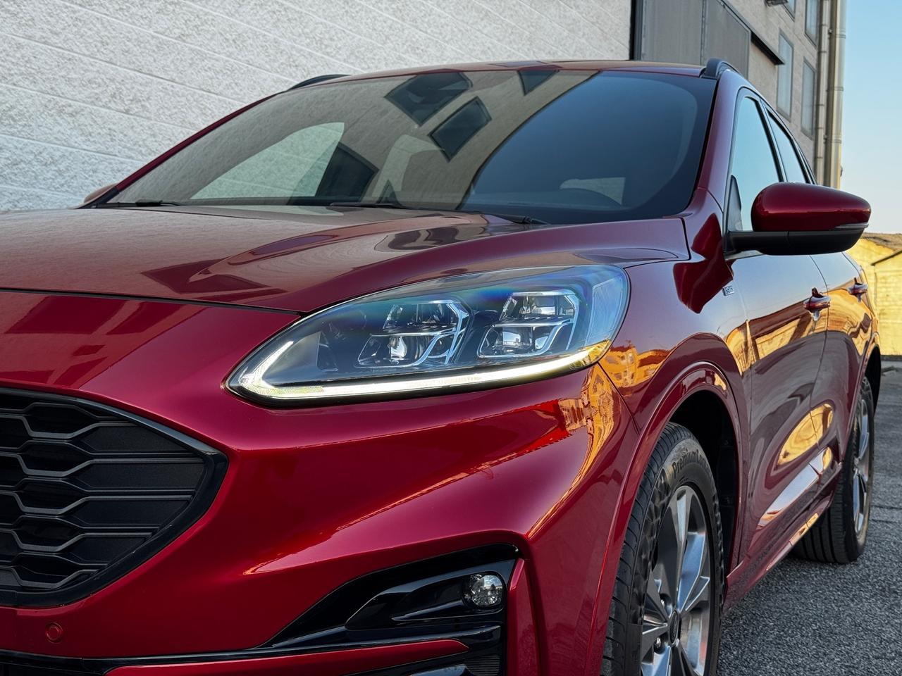 Ford Kuga 2.5 Full Hybrid 190 CV CVT 2WD ST-Line X