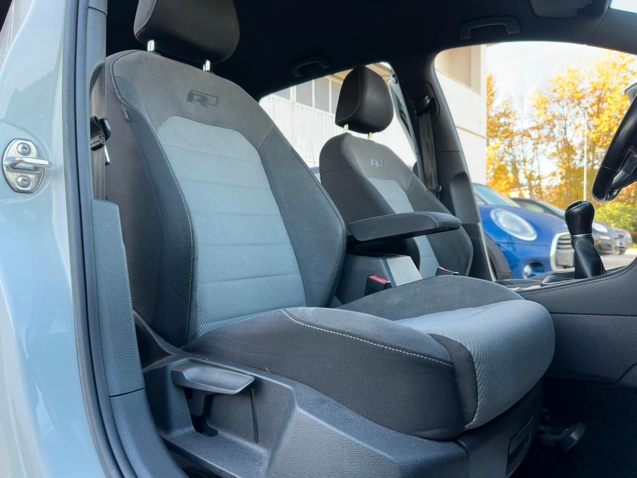 Volkswagen Golf 1.6 TDI 110 CV 5p. Sport Edition BlueMotion Technology