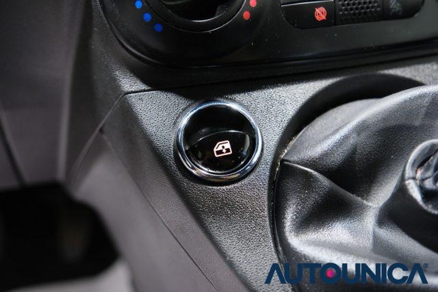 FIAT 500 1.0 HYBRID NEOPATENTATI FARI LED