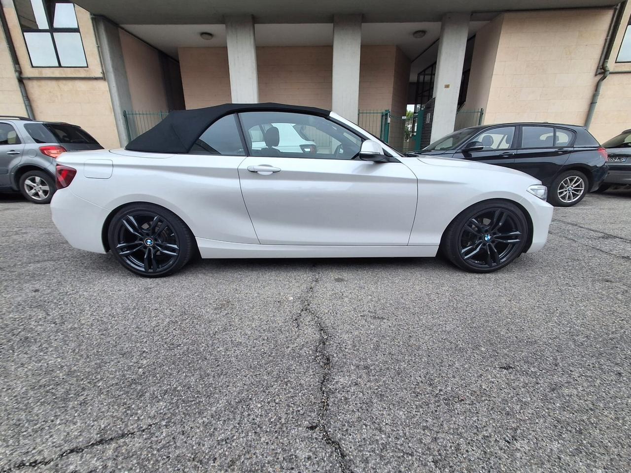 Bmw 218 218i Coupé Luxury