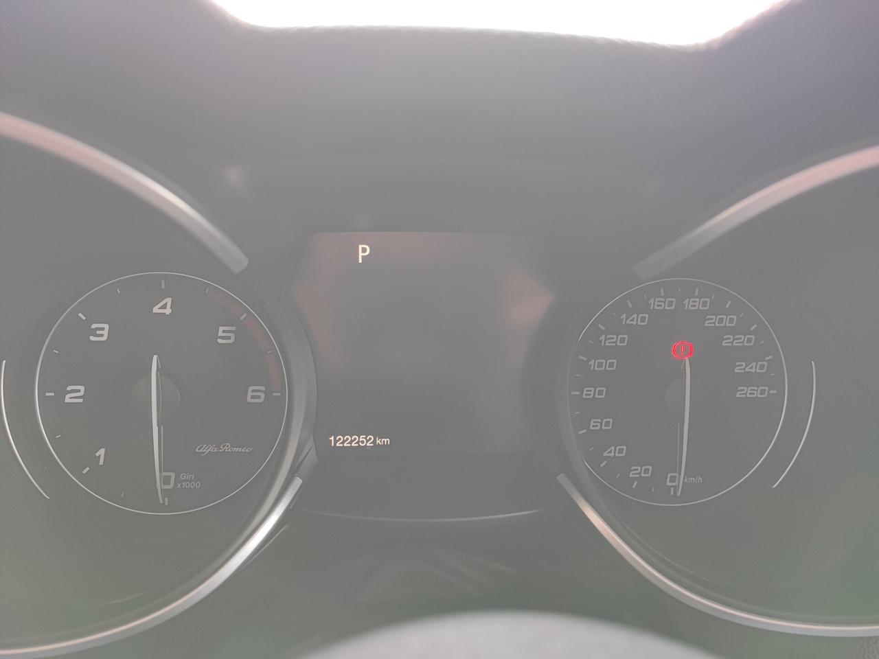 Alfa Romeo Stelvio 2.2 Turbodiesel 160 CV AT8 RWD Sport-Tech