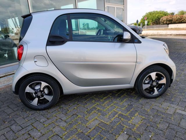 smart forTwo Fortwo eq Passion 4,6kW Ok per neopatentati