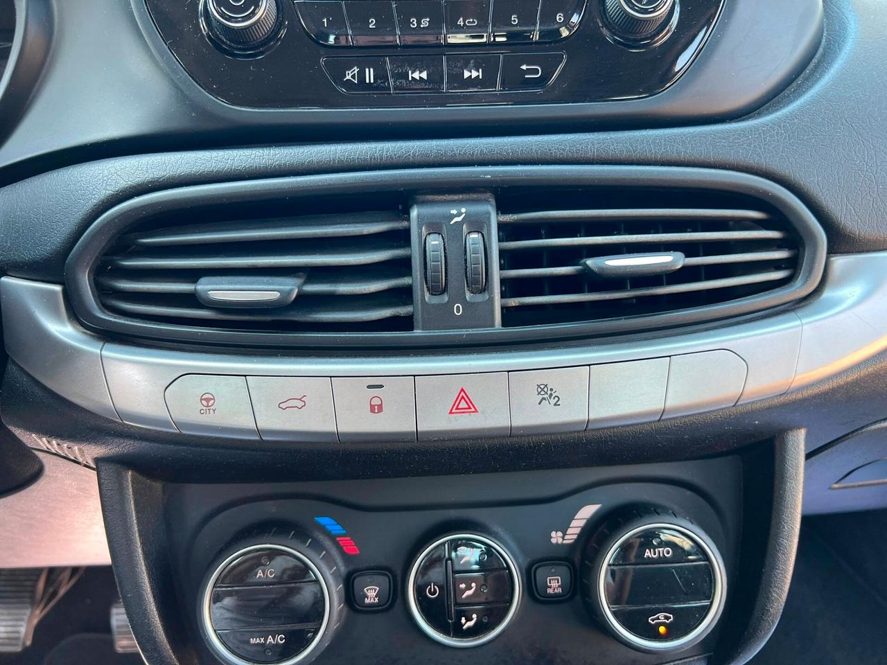 Fiat Tipo 1.6 Mjt 4 porte Easy