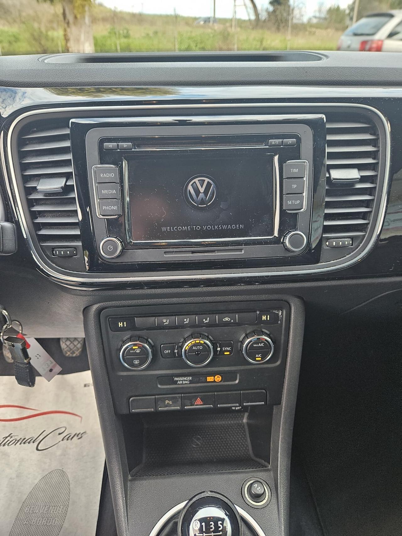 Volkswagen Maggiolino 1.6TDI 105cv 77kw Design