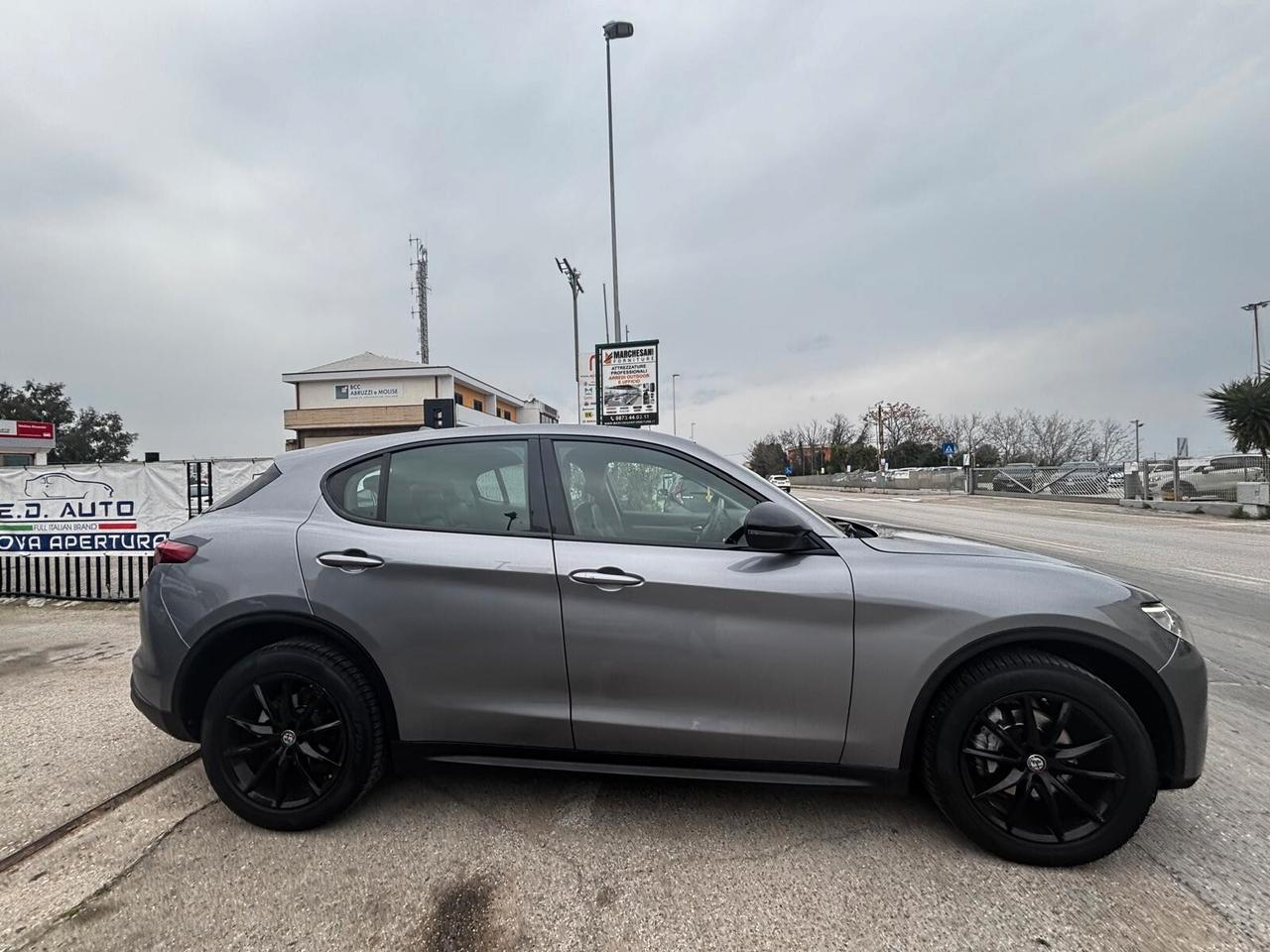 Alfa Romeo Stelvio 2.2 Turbodiesel 210 CV AT8 Q4 Executive