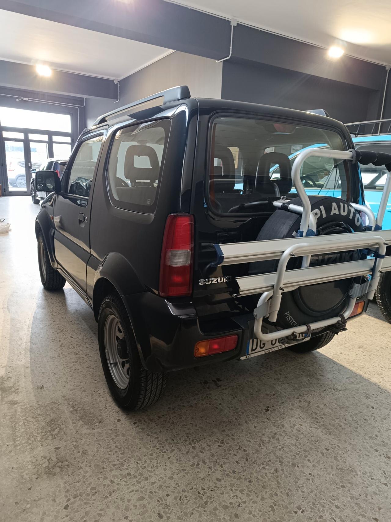 Suzuki Jimny 1.3i 16V cat 4WD JLX Più