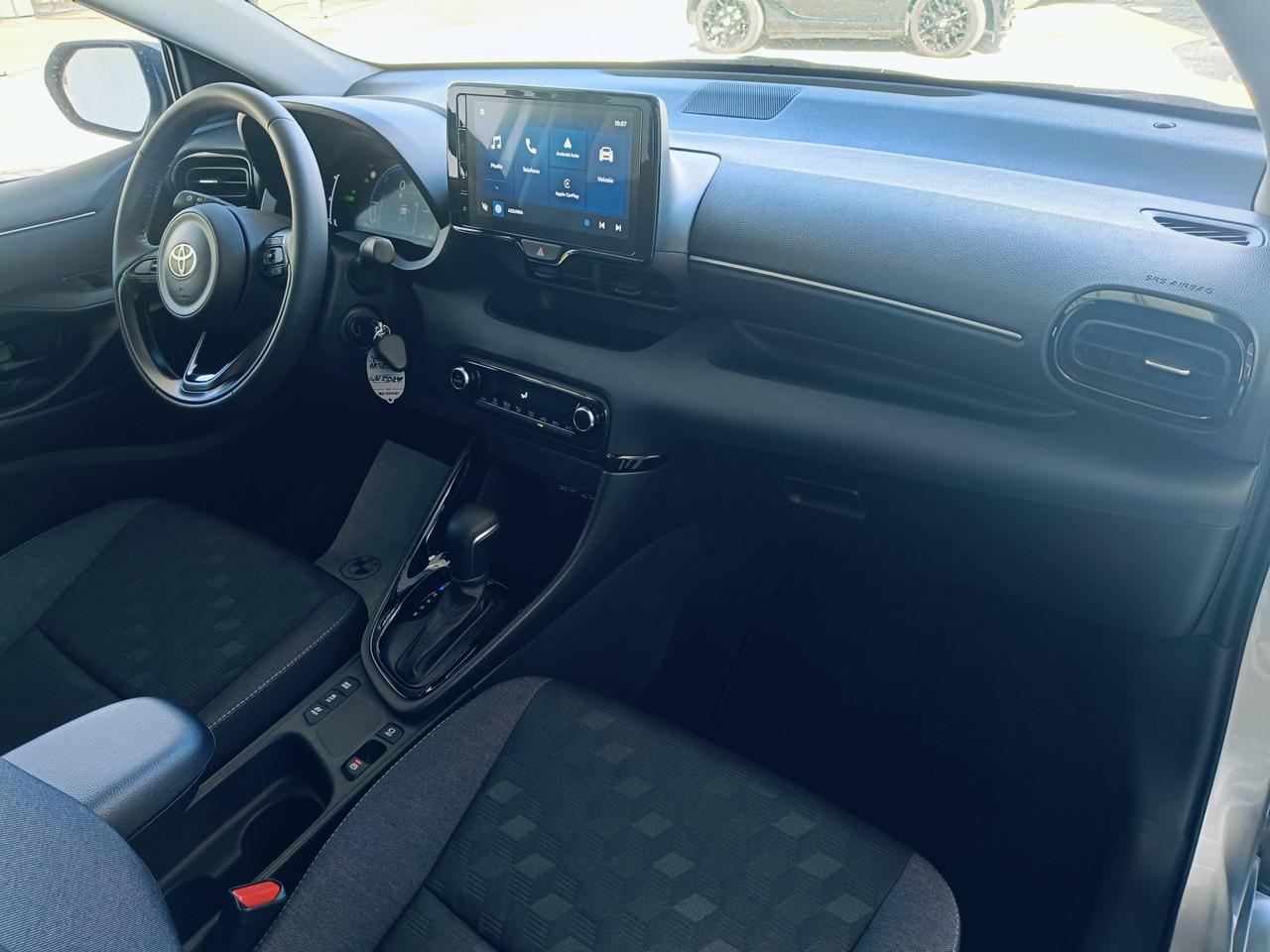 TOYOTA Yaris IV 2020 - Yaris 1.5h Trend