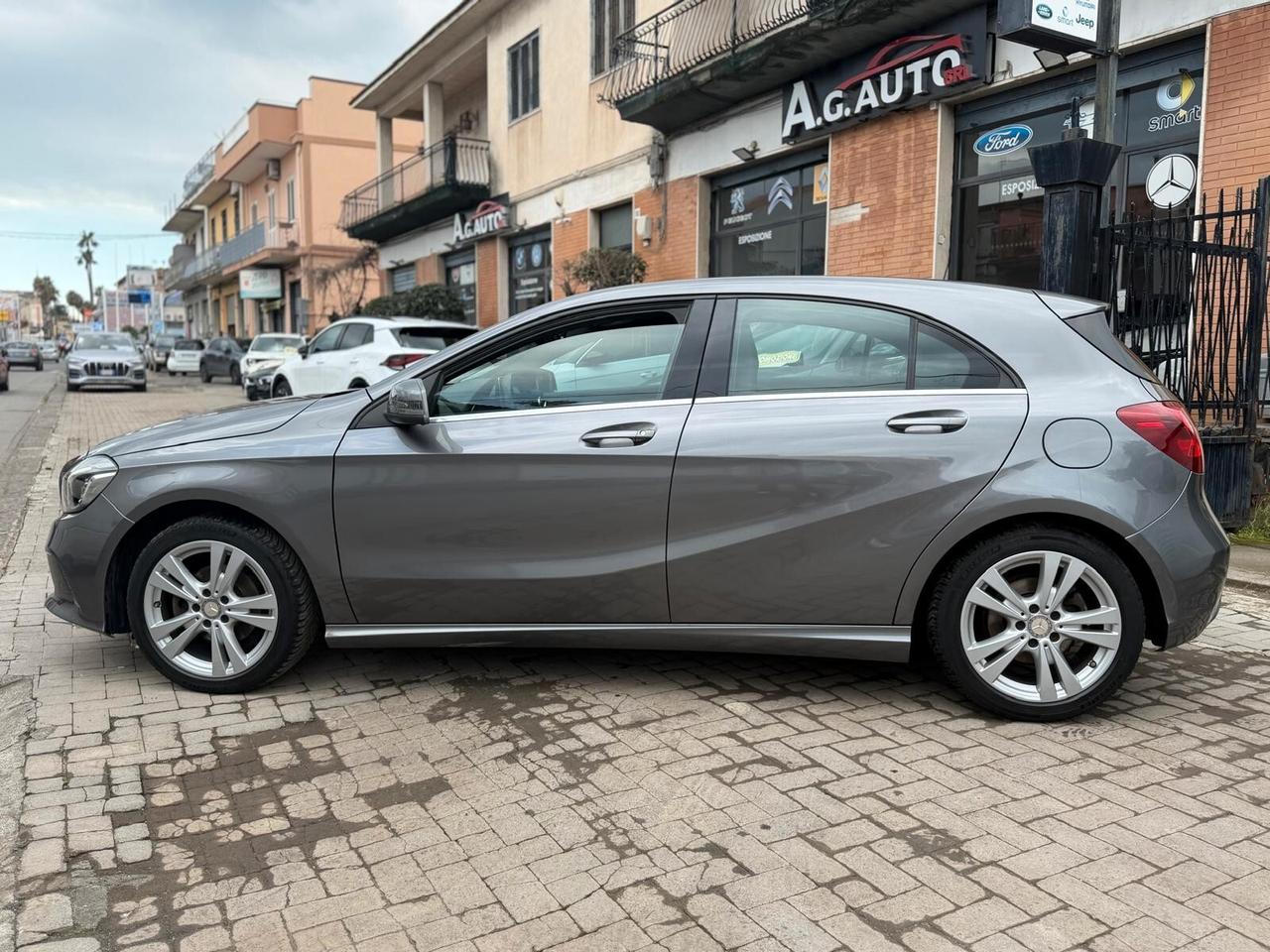 Mercedes-benz A 180 d Sport RESTYILING FULL LED