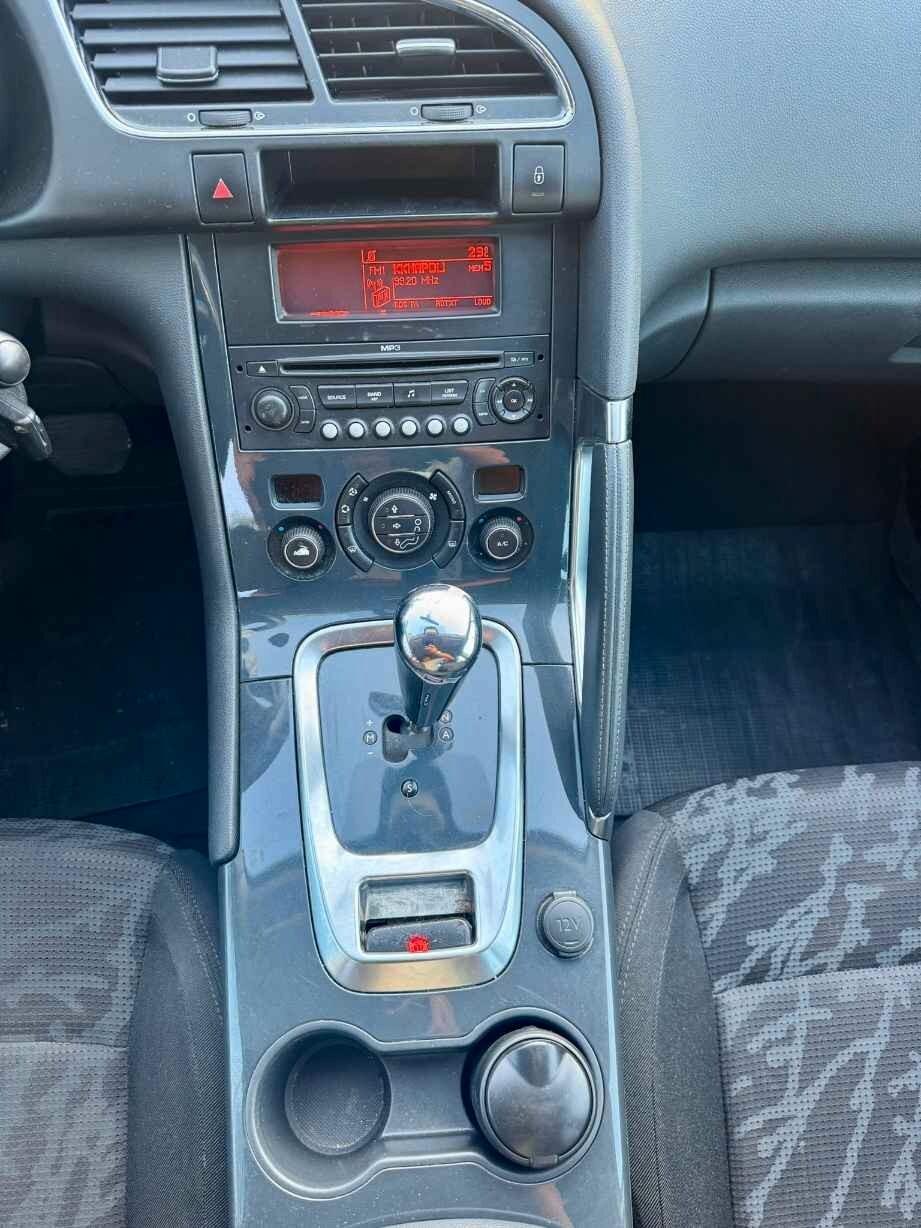 PEUGEOT 3008 1.6 HDi 110CV CAMBIO AUTOMATICO