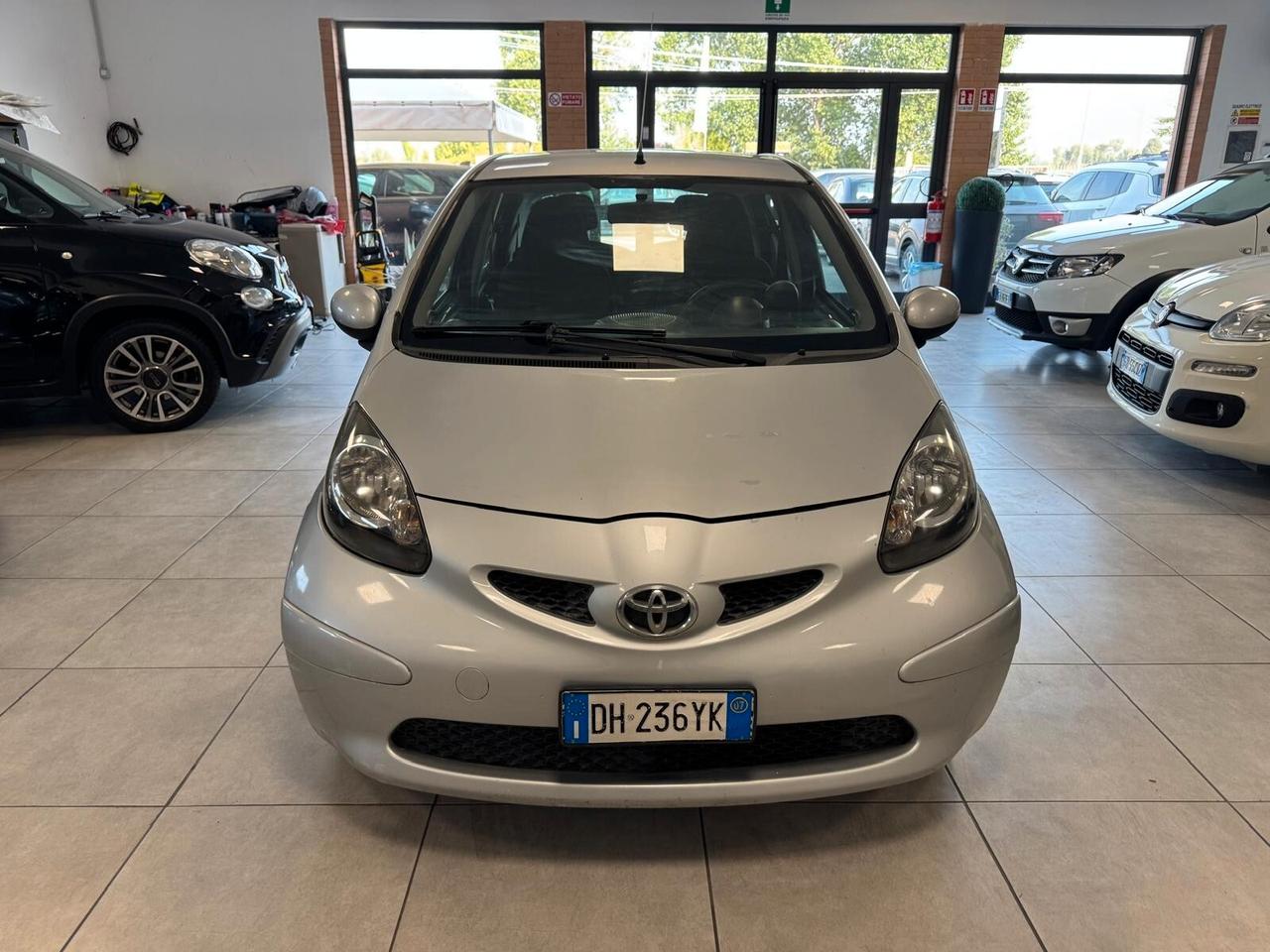 Toyota Aygo 1.0 VVT-I BENZ 68CV 5P NEOPATENTATI 2007