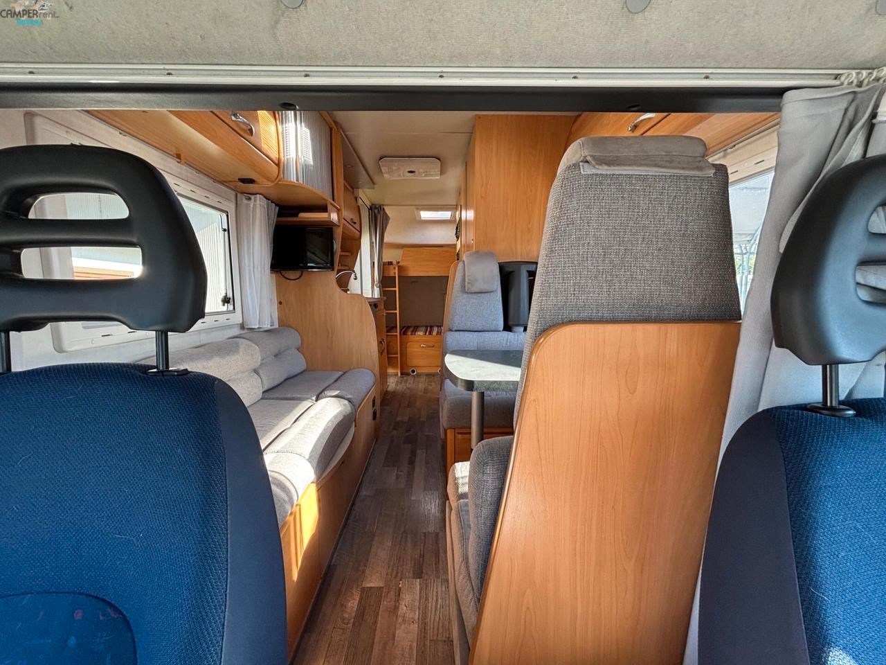 CHAUSSON WELCOME 16 - MANSARDATO CON LETTI A CASTELLO IN CODA